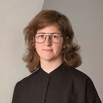 Maren Dessel of Maren Dessel Leder Design